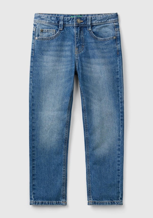  Erkek Çocuk Açık Denim Arkası Logo İşlemeli 5 Cepli Düz Kesim Denim Pantolon