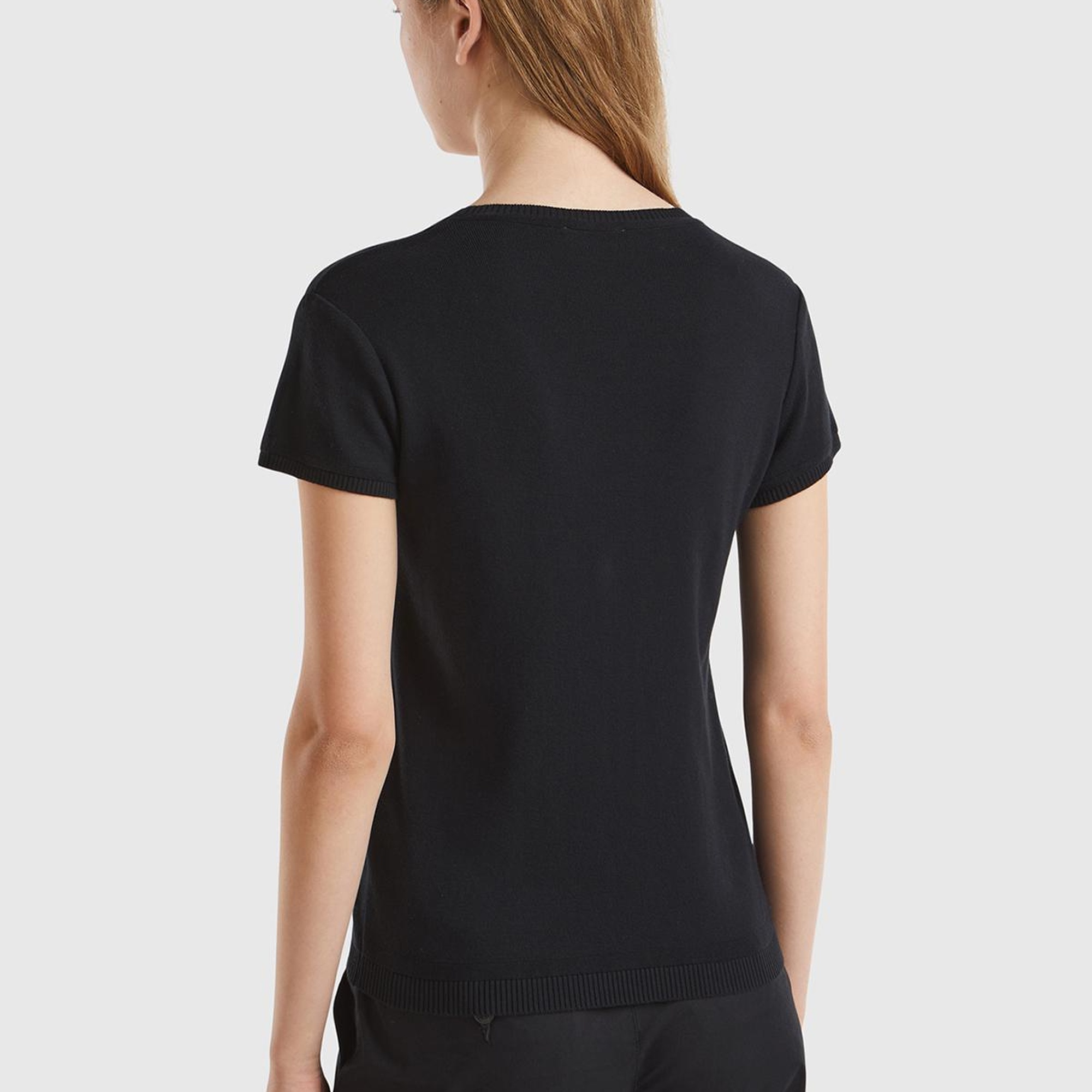 Kadın Siyah %100 Koton Bisiklet Yaka Kısa Kollu Kazak