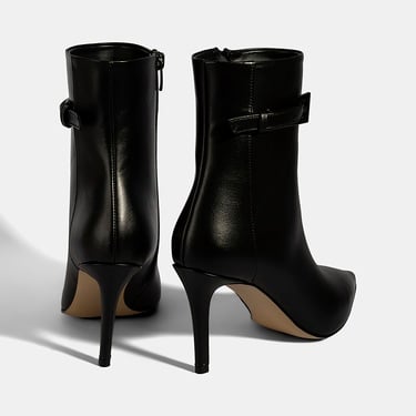  Kadın Siyah Metal Tokalı İnce Topuklu Deri Bot