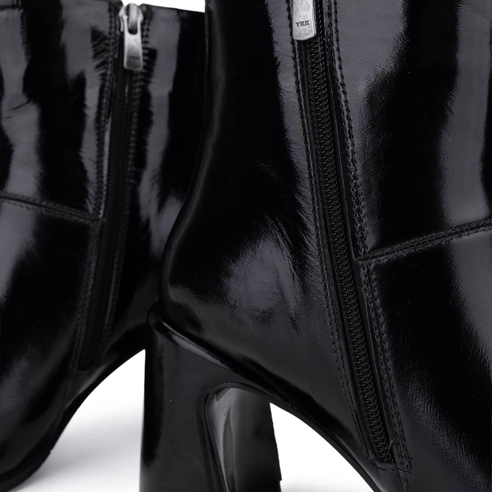 Tamer Tanca Kadın Hakiki Deri Siyah Rugan Klasik Bot