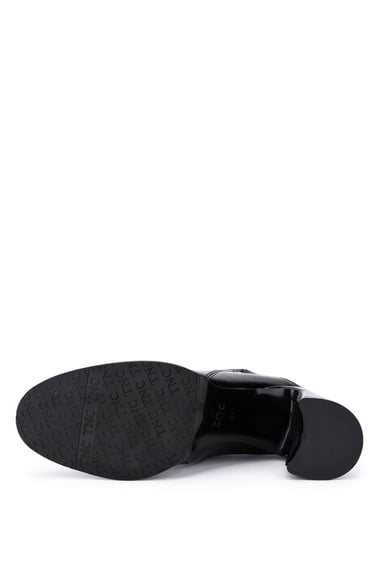  Tamer Tanca Kadın Hakiki Deri Siyah Rugan Klasik Bot