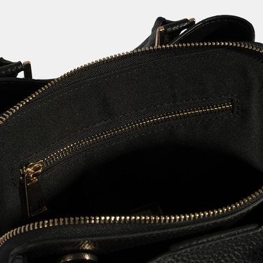  Kadın Siyah Omuz Askılı El Çantası