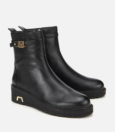  Kadın Deri Siyah Tokalı Dolgu Topuklu Bot