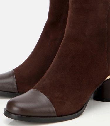  Kadın Süet Deri Kahverengi Gold Detaylı Bilekte Topuklu Bot