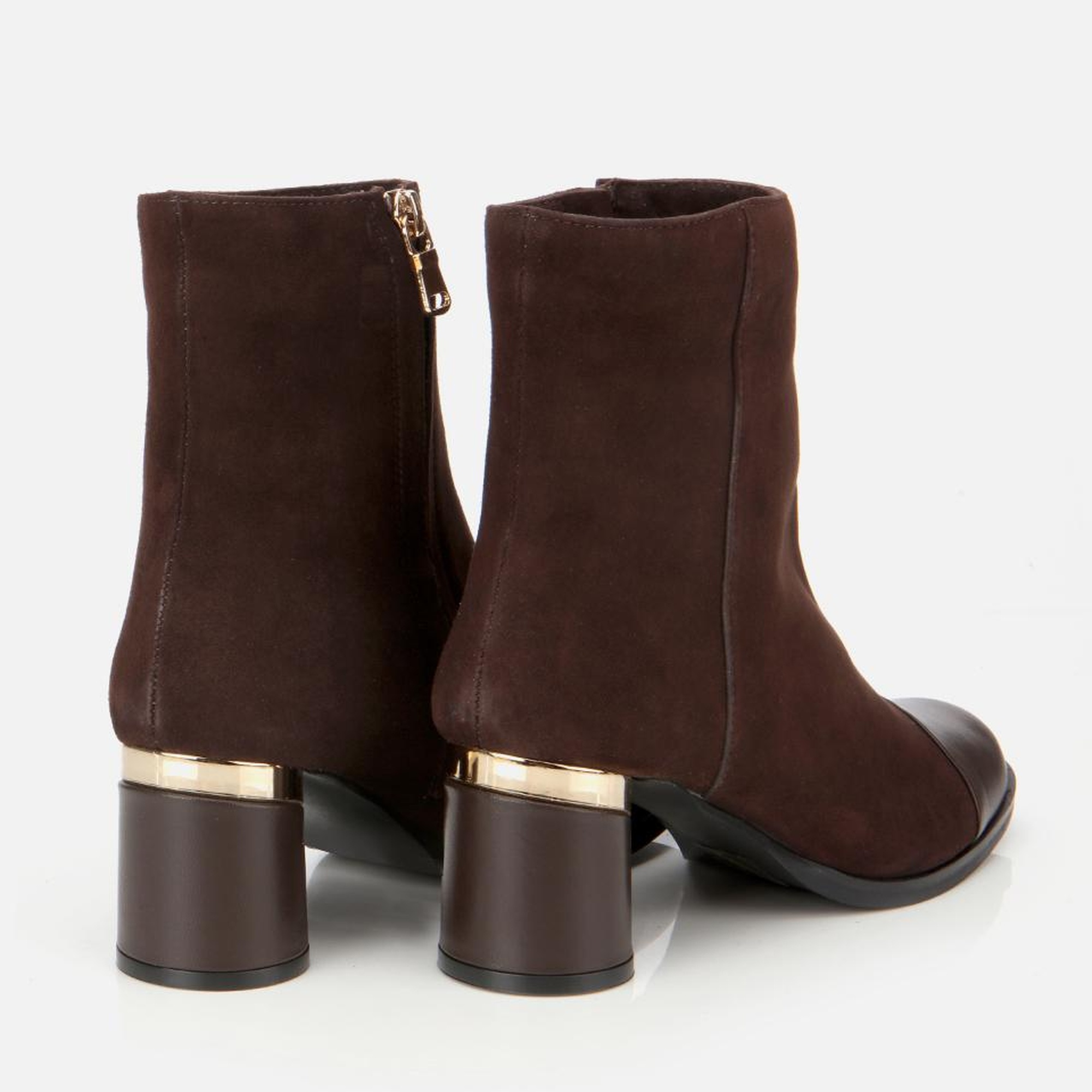 Kadın Süet Deri Kahverengi Gold Detaylı Bilekte Topuklu Bot