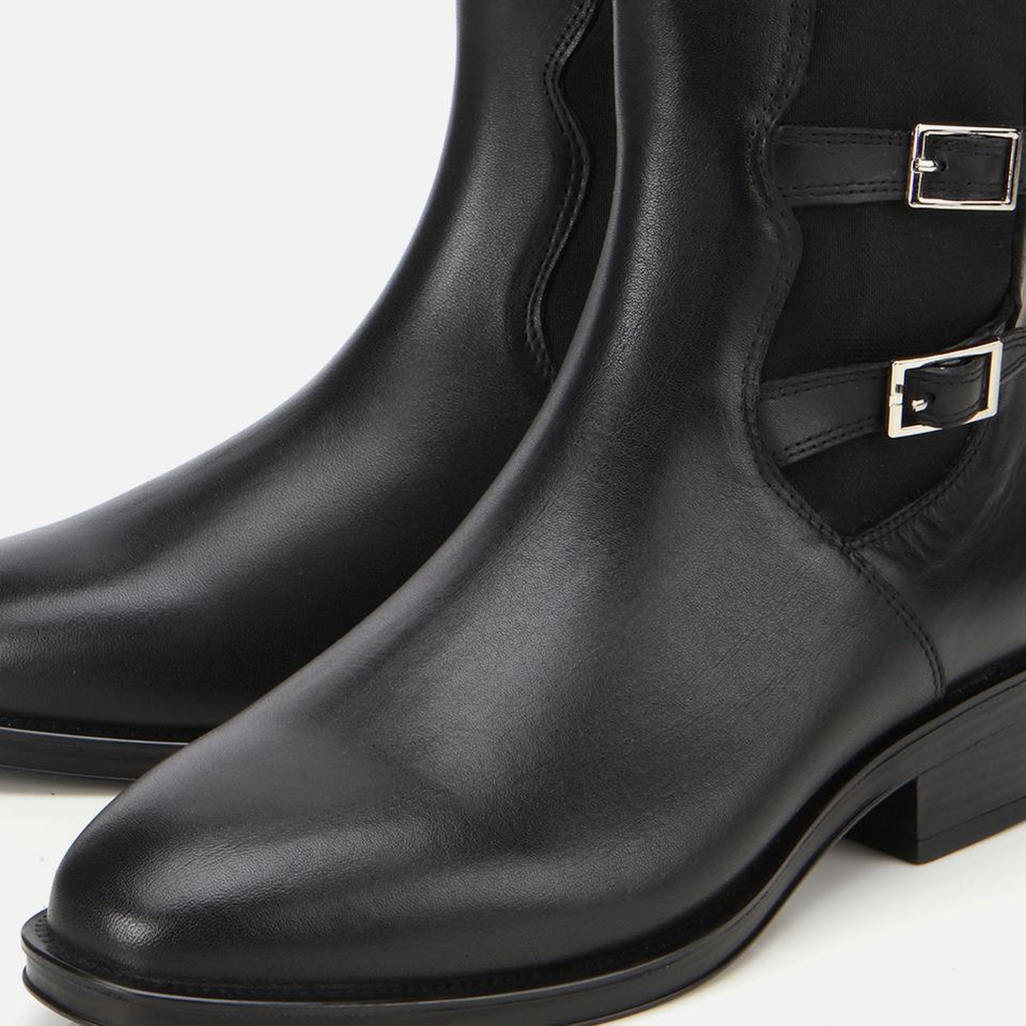 Kadın Deri Siyah Tokalı Lastik Detaylı Düz Bot