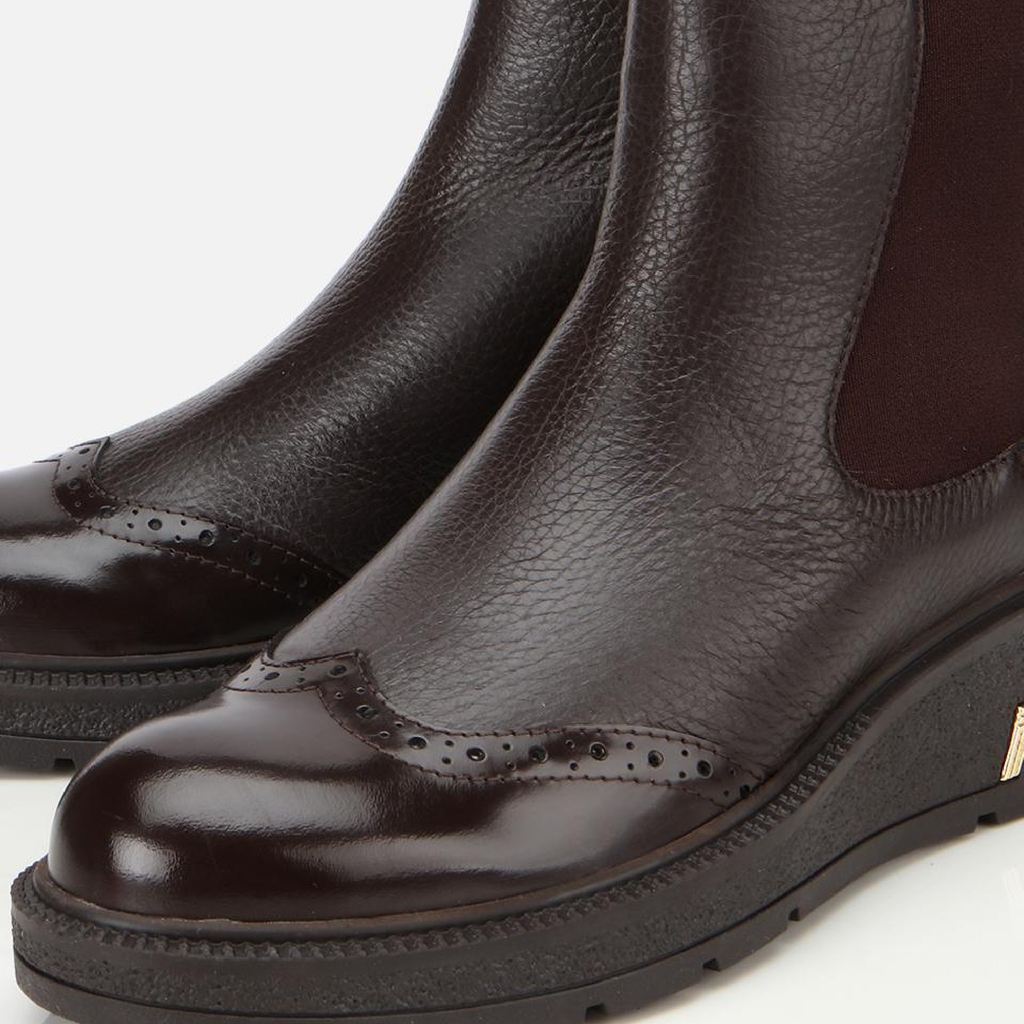 Kadın Deri Kahverengi Lastik Detaylı Dolgu Topuklu Bot