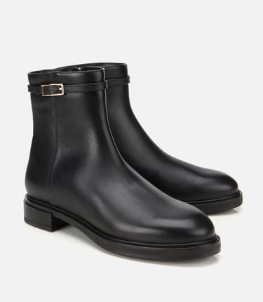  Kadın Deri Siyah Tokalı Düz Bot