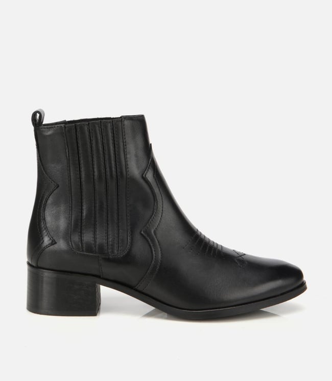  Kadın Deri Siyah İşlemeli Western Düz Bot