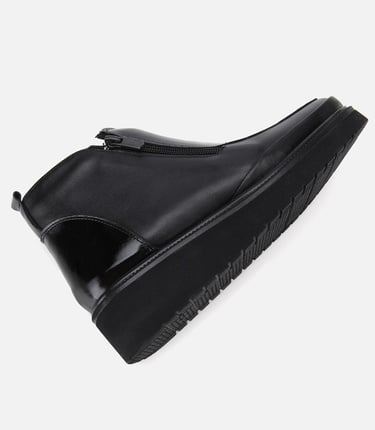  Kadın Deri Siyah Fermuar Detaylı Dolgu Topuklu Bot