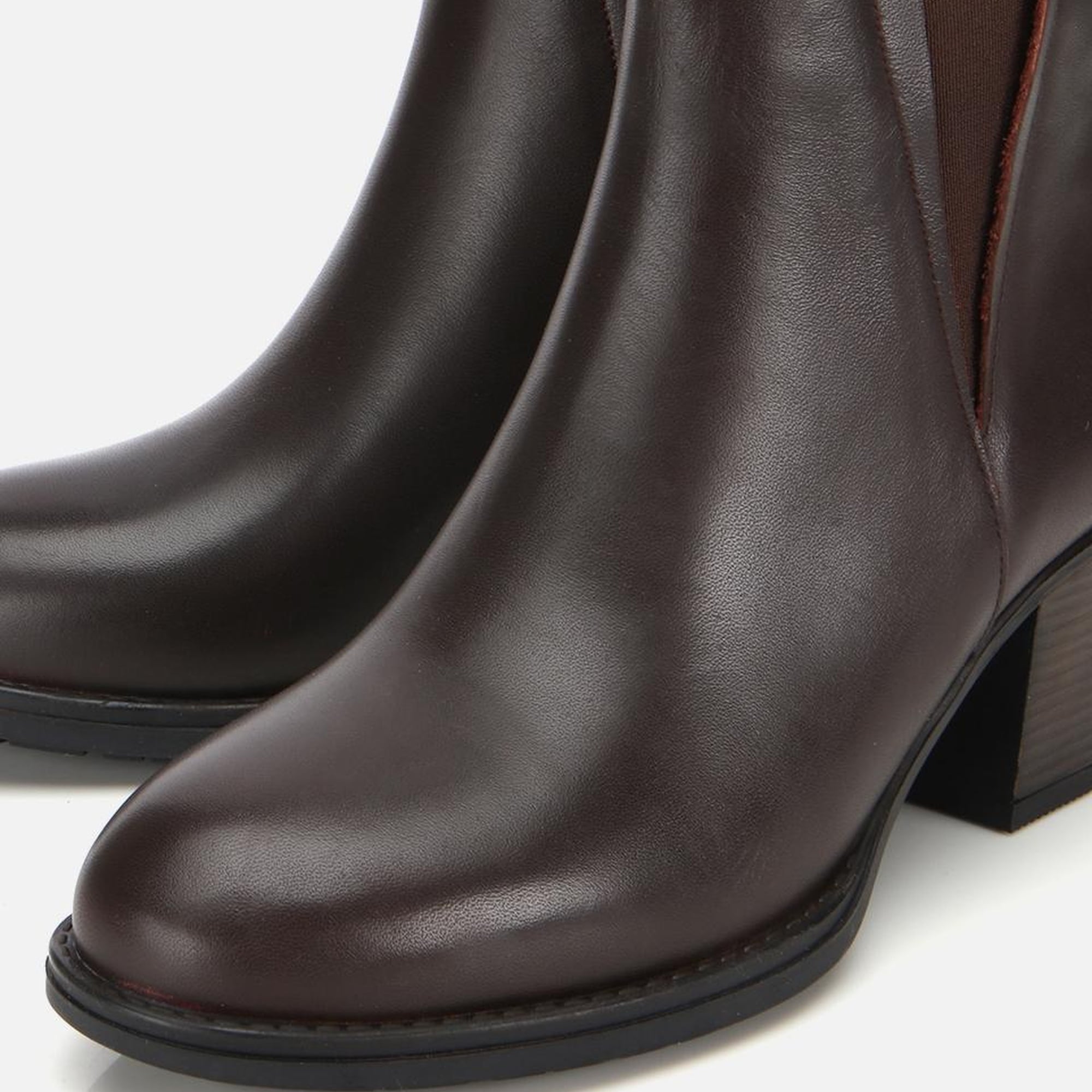 Kadın Deri Kahverengi Lastik Detaylı Bilekte Topuklu Bot