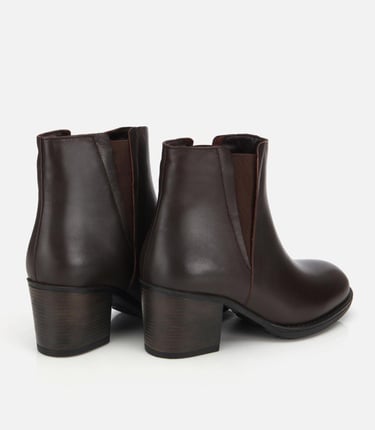  Kadın Deri Kahverengi Lastik Detaylı Bilekte Topuklu Bot