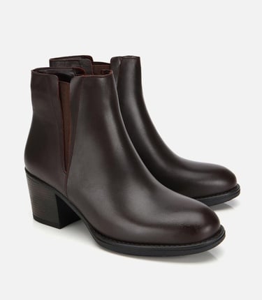  Kadın Deri Kahverengi Lastik Detaylı Bilekte Topuklu Bot