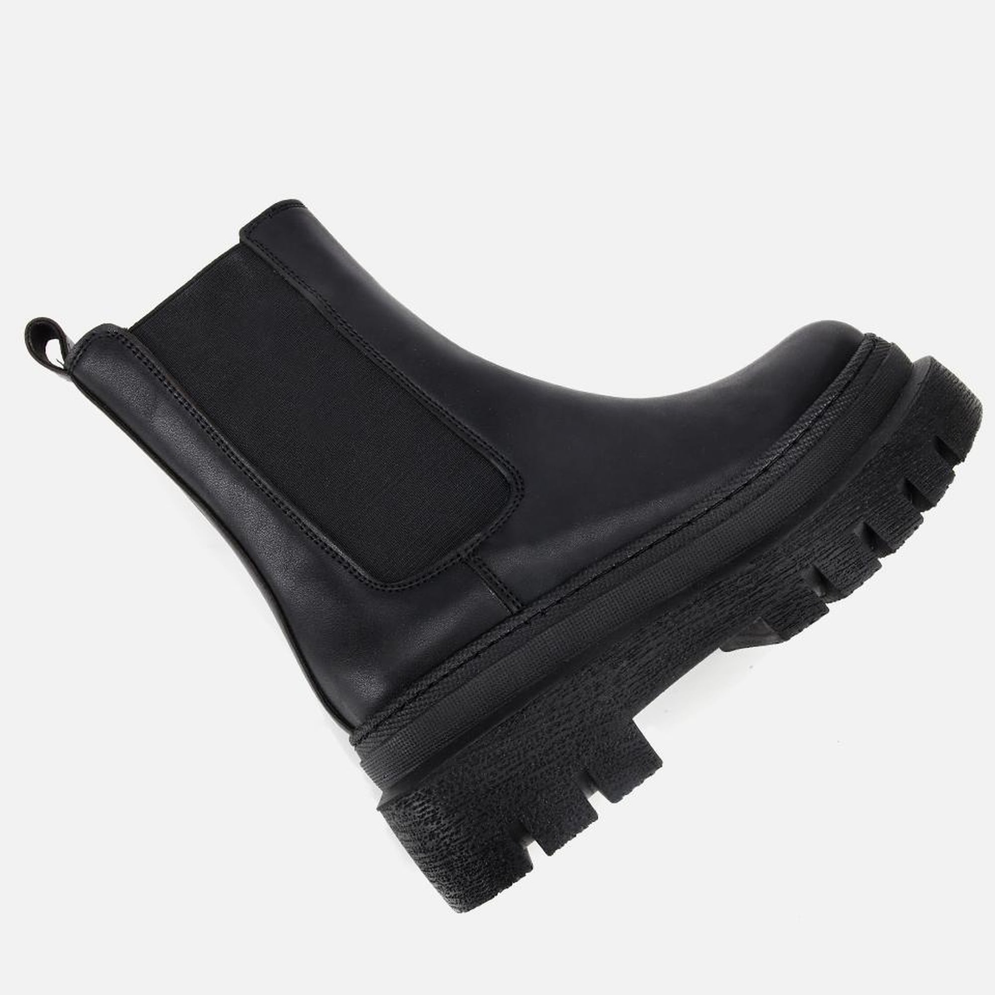 Kadın Siyah Lastik Detaylı Kalın Tabanlı Düz Bot