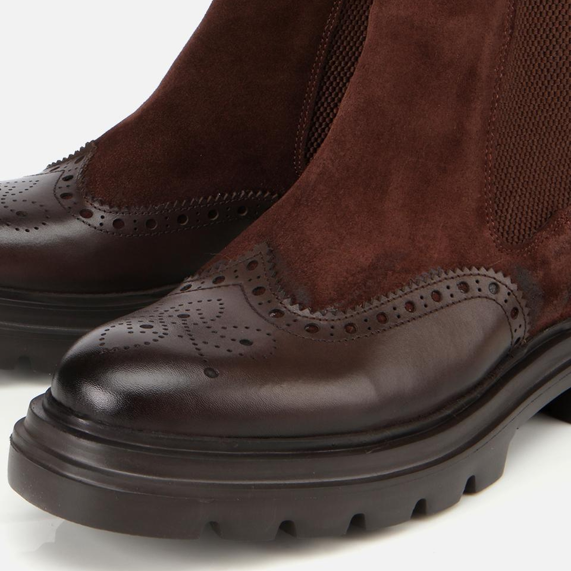 Erkek Süet Deri Kahverengi Lastik Detaylı İşlemeli Chelsea Bot