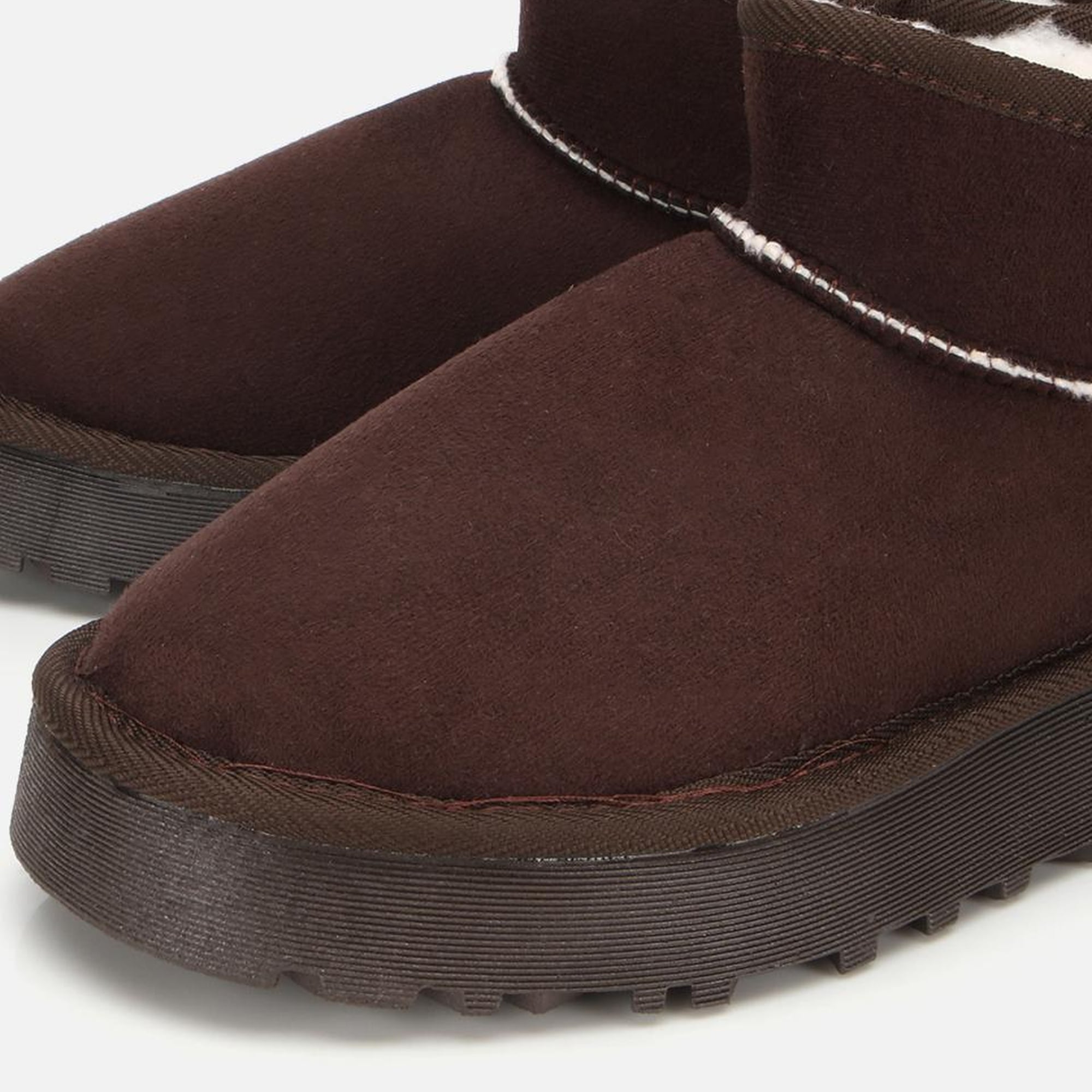 Kadın Süet Kahverengi İçi Kürklü Bilekte Kalın Tabanlı Düz Bot