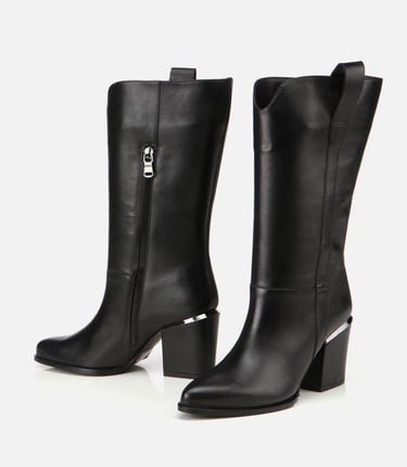  Kadın Deri Siyah Metal Detaylı Topuklu Çizme