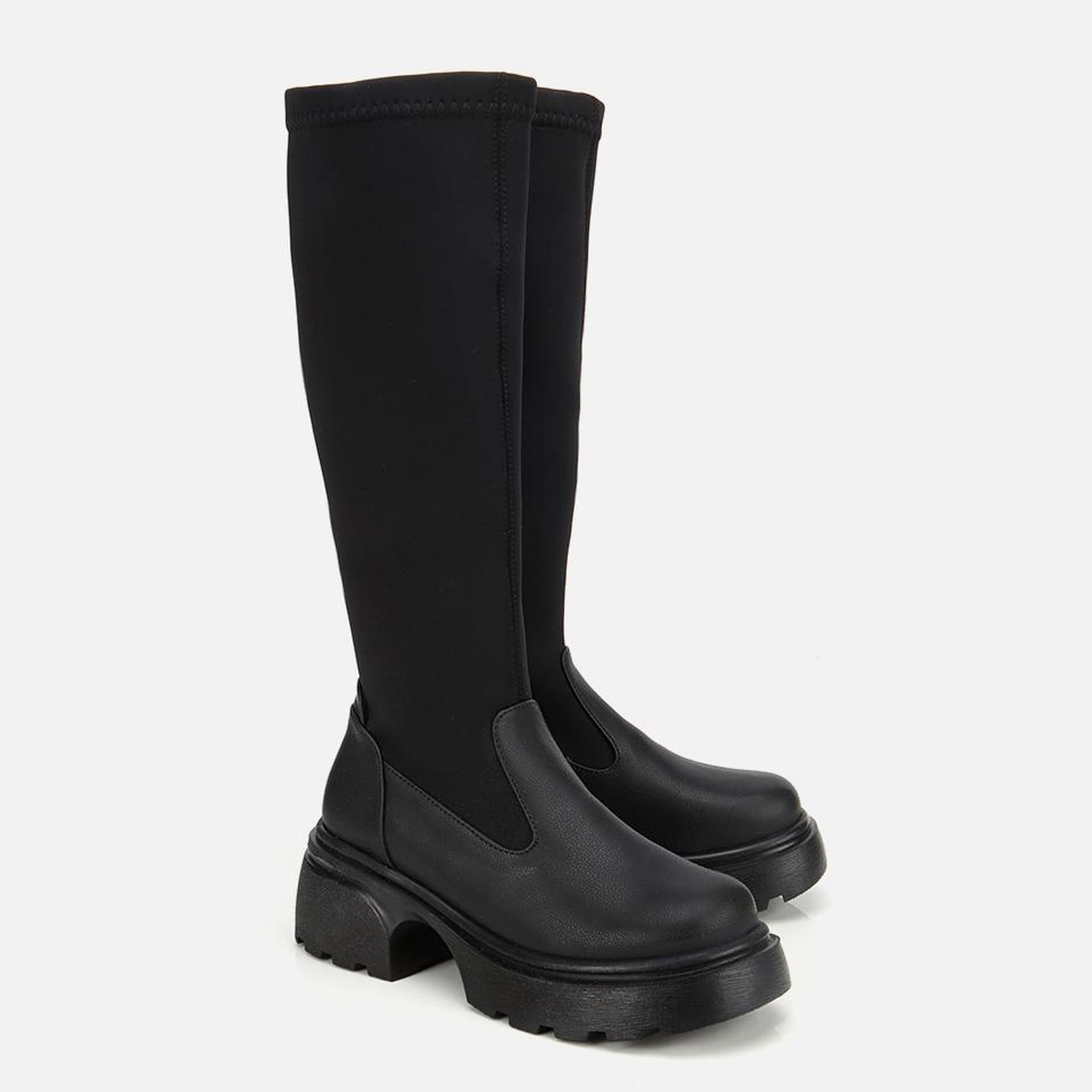 Kadın Siyah Streç Kalın Tabanlı Düz Çizme