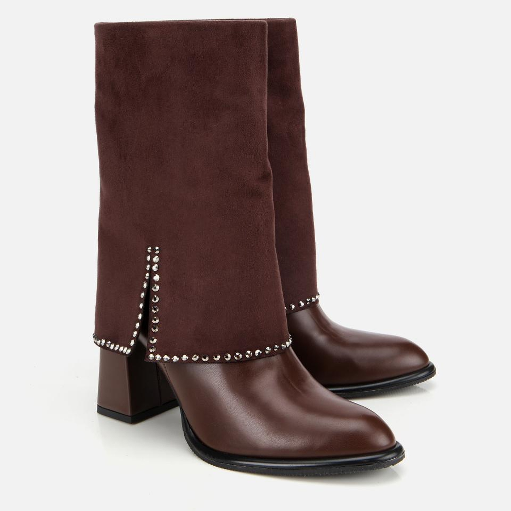 Kadın Kahverengi Pantolon Görünümlü Zımbalı Kalın Topuklu Bot