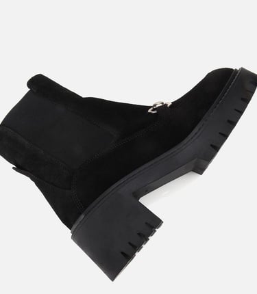  Kadın Süet Deri Siyah Tokalı Lastik Detaylı  Kalın Tabanlı Topuklu Bot