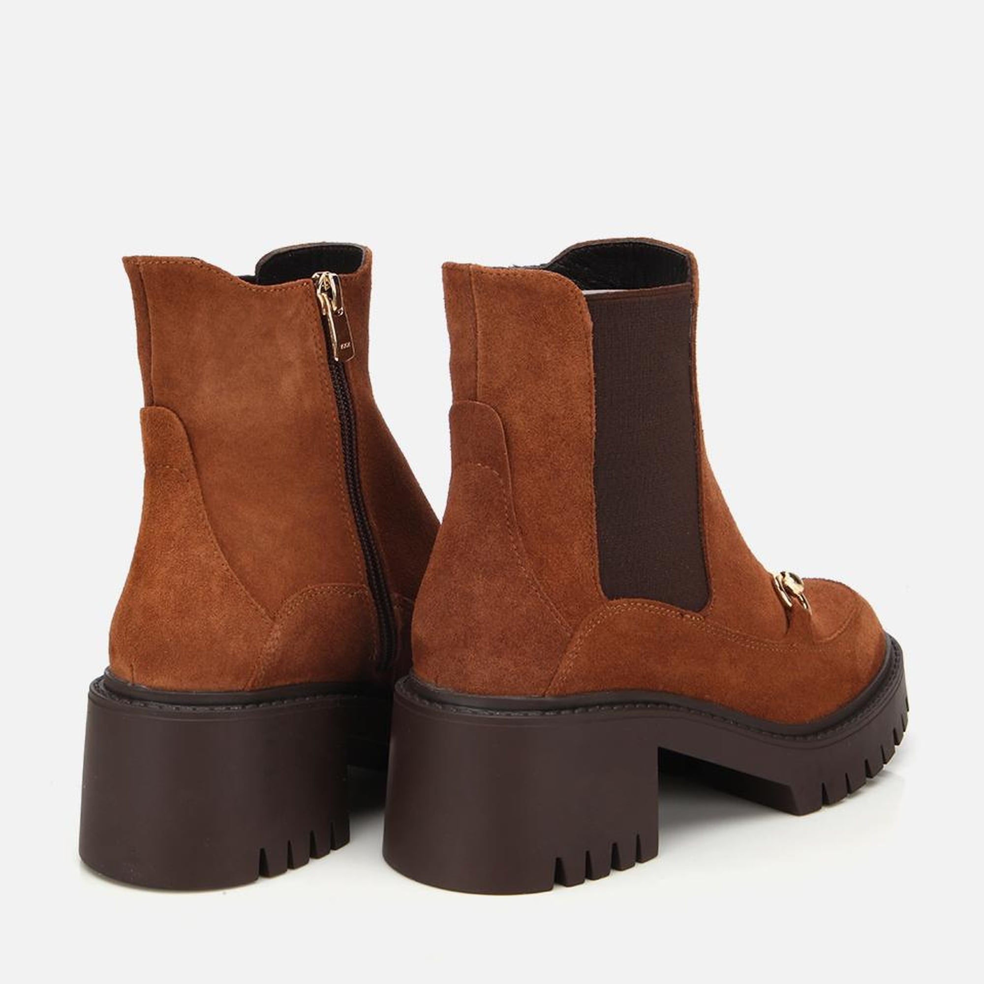 Kadın Süet Deri Taba Tokalı Lastik Detaylı  Kalın Tabanlı Topuklu Bot