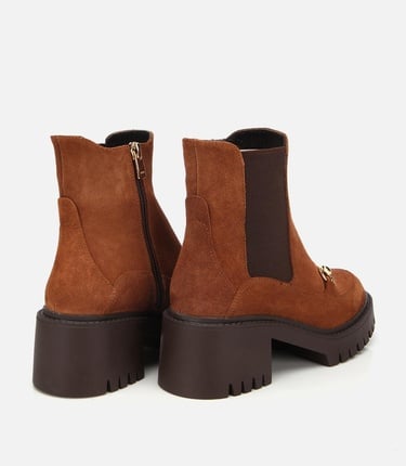  Kadın Süet Deri Taba Tokalı Lastik Detaylı  Kalın Tabanlı Topuklu Bot