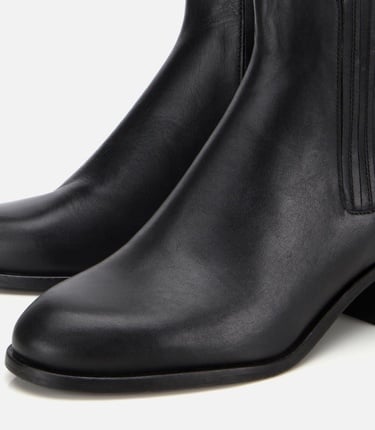  Kadın Deri Siiyah Lastik Detaylı Bilekte Düz Bot