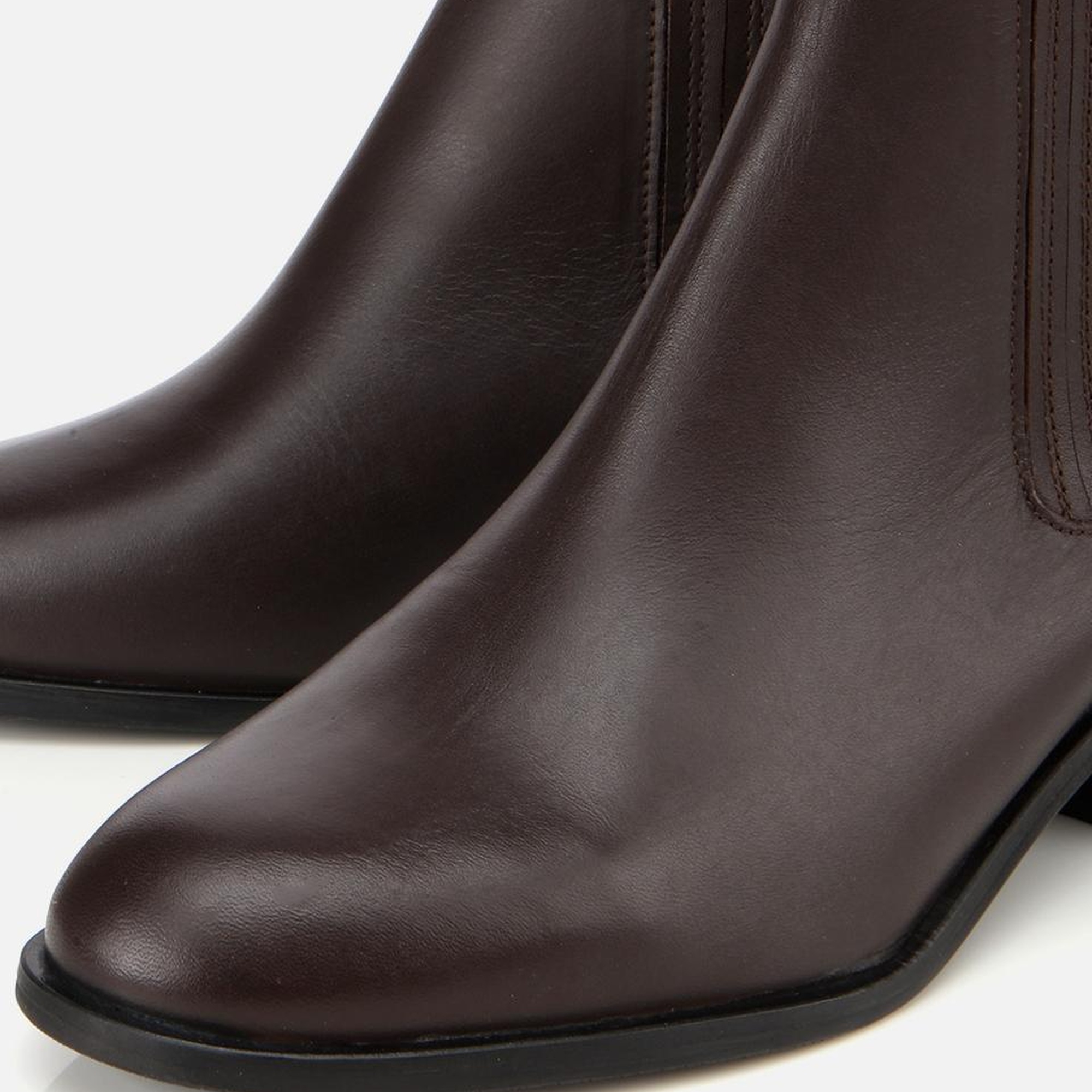 Kadın Deri Kahverengi Lastik Detaylı Bilekte Düz Bot