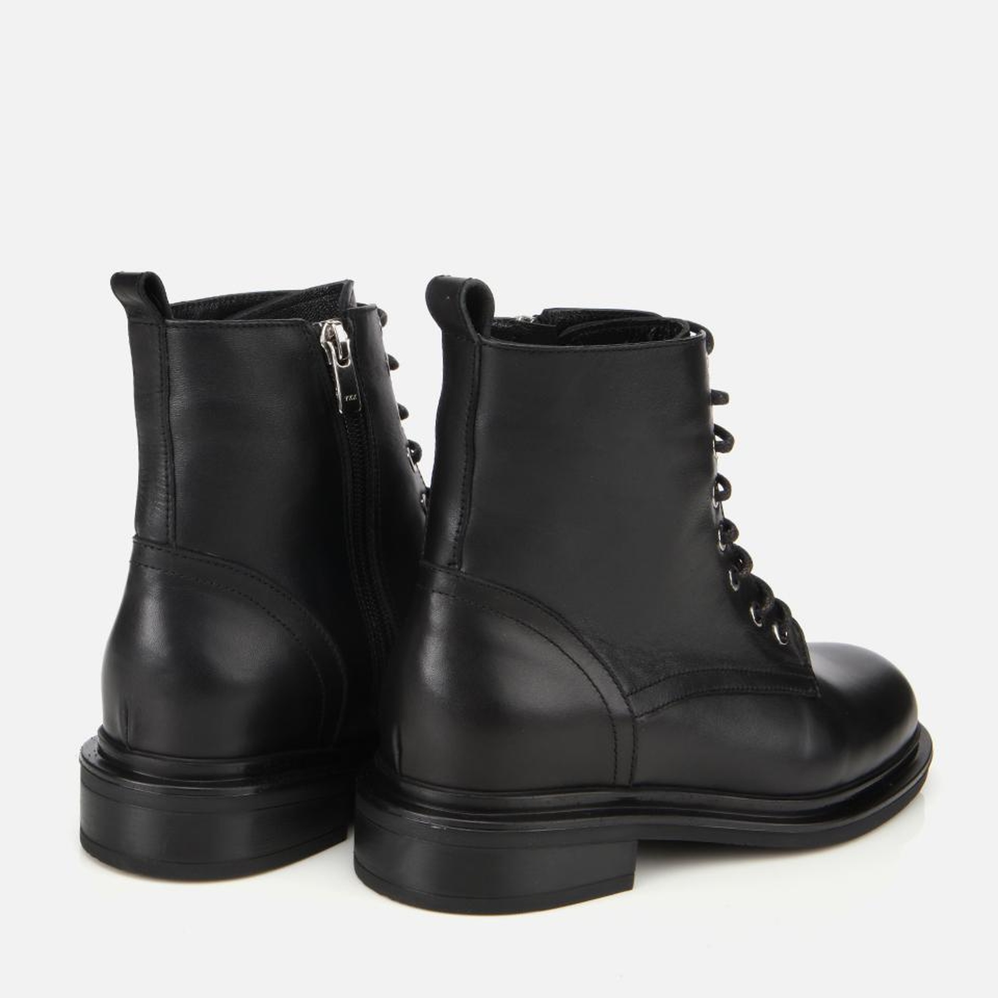 Kadın Deri Siyah Fermuarlı Postal Düz Bot