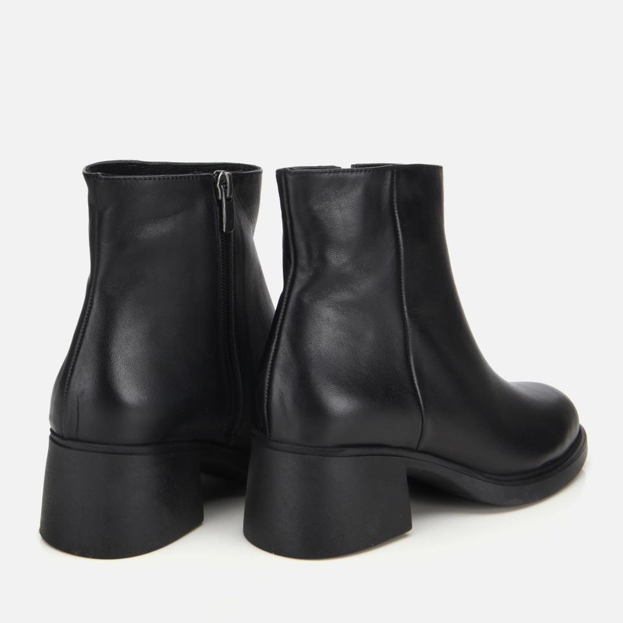 Kadın Deri Siyah Yumuşak Dokulu Bilekte Düz Bot