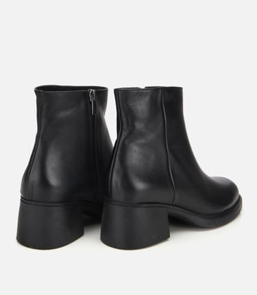  Kadın Deri Siyah Yumuşak Dokulu Bilekte Düz Bot