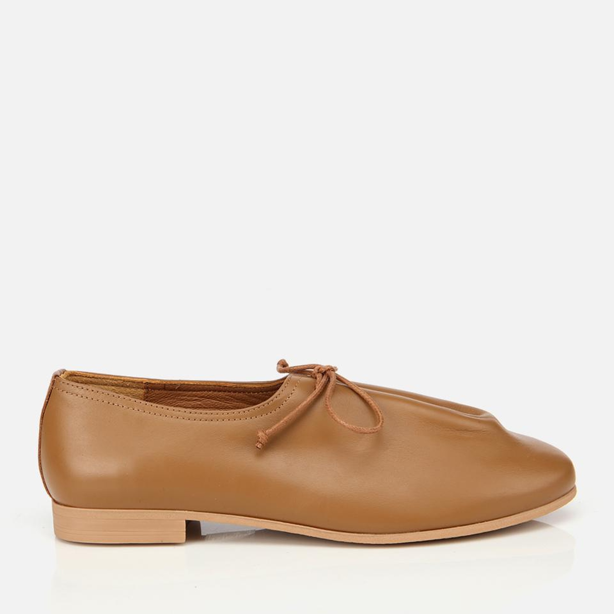 Kadın Deri Açık Kahverengi Yumuşak Bağcıklı Babet