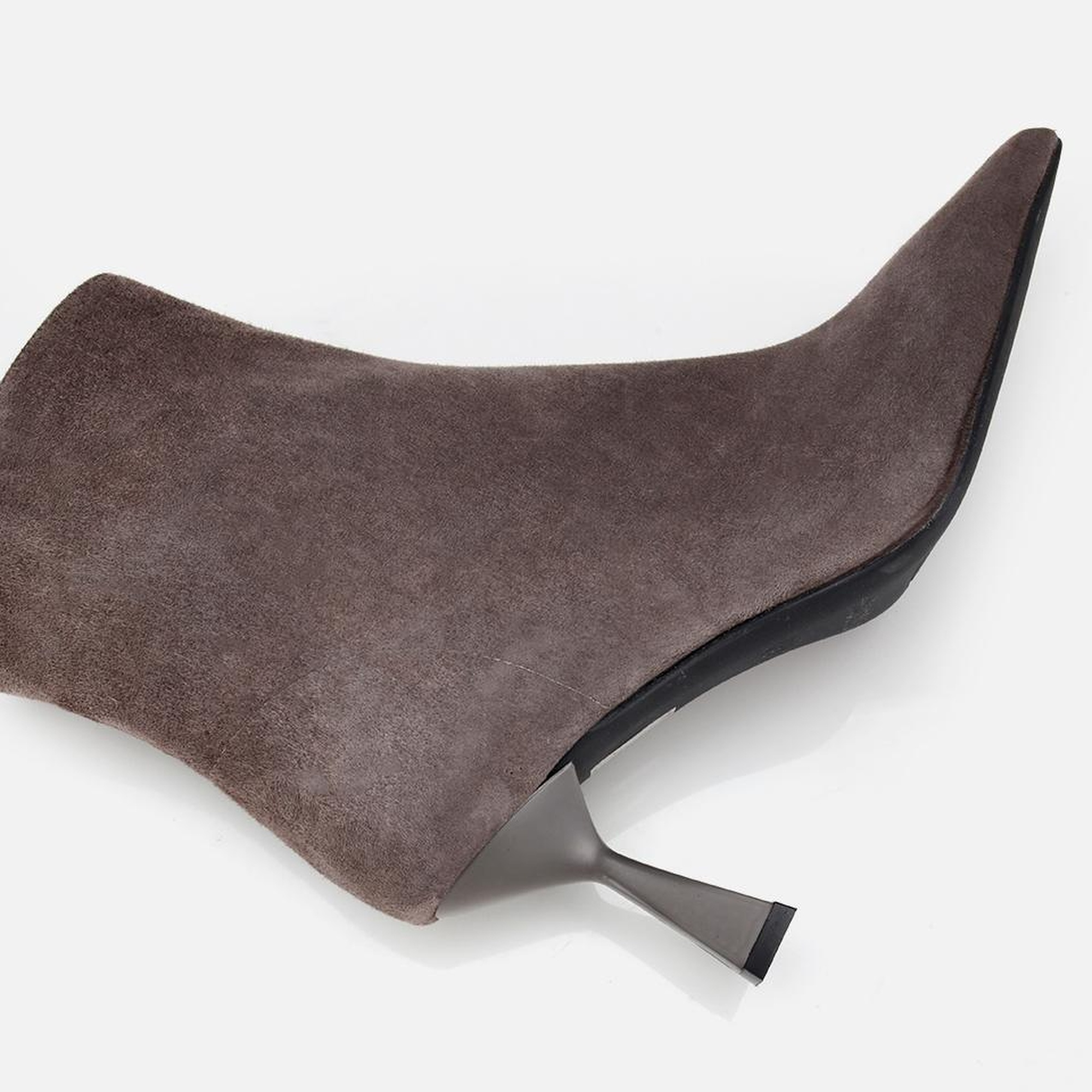 Kadın Süet Deri Vizon Dikiş Detaylı Sivri  Kısa Topuklu Bot