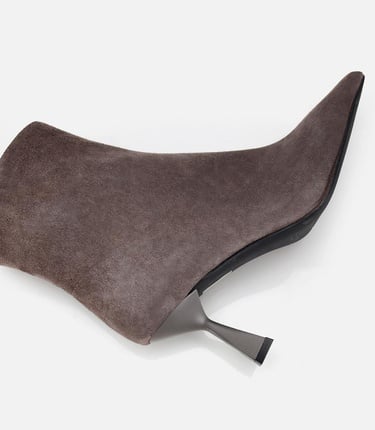  Kadın Süet Deri Vizon Dikiş Detaylı Sivri  Kısa Topuklu Bot