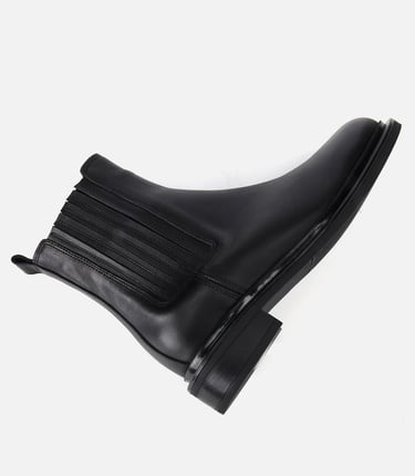  Kadın Deri Siyah Lastik Detaylı Bilekte Düz Bot