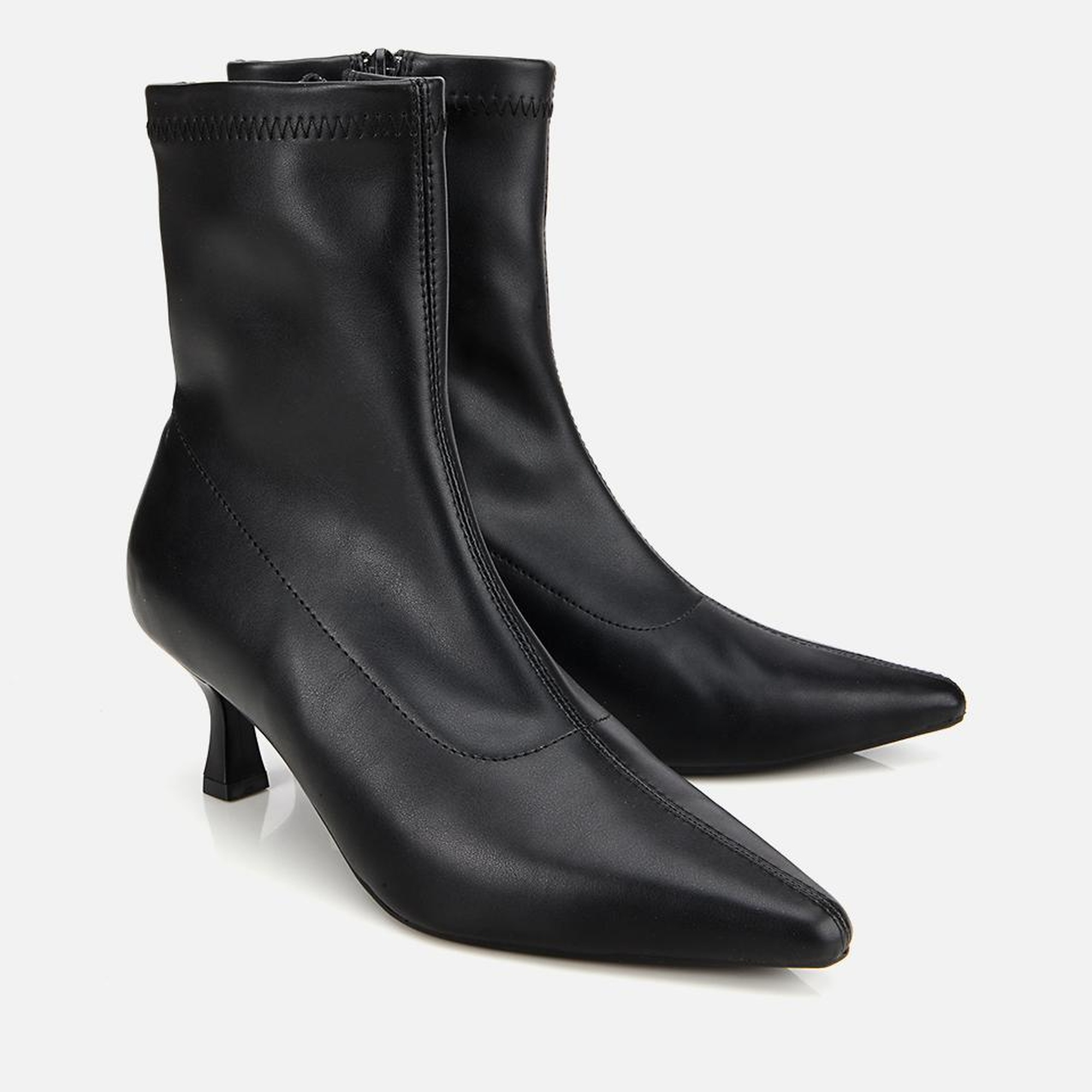 Kadın Siyah Streç Fermuarlı Bilekte Kısa Topuklu Bot