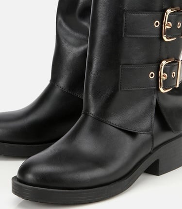  Kadın Siyah Tokalı Düz Çizme