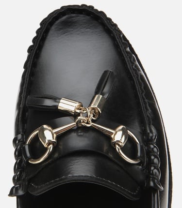  Kadın Rugan Siyah Püsküllü Klasik Loafer