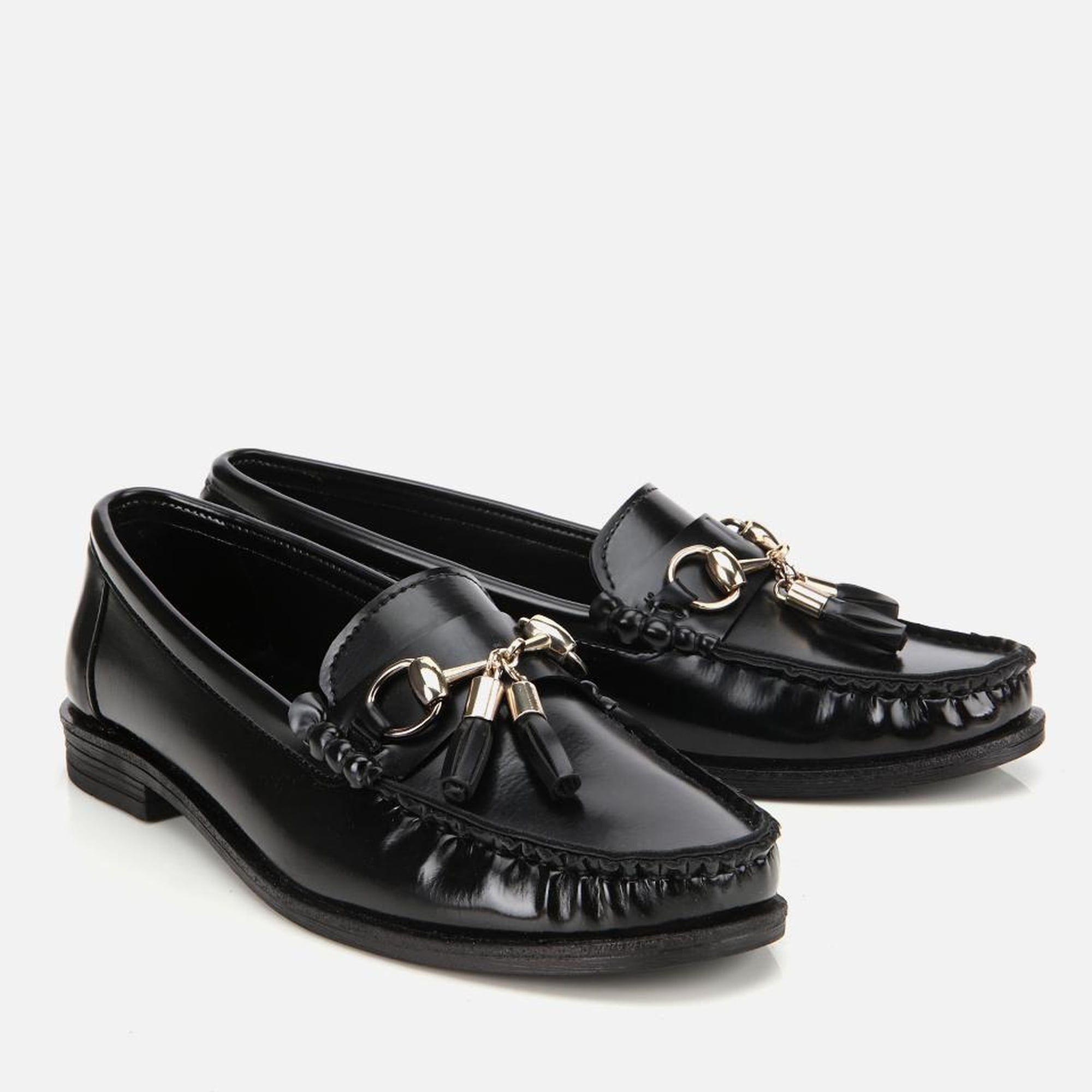 Kadın Rugan Siyah Püsküllü Klasik Loafer