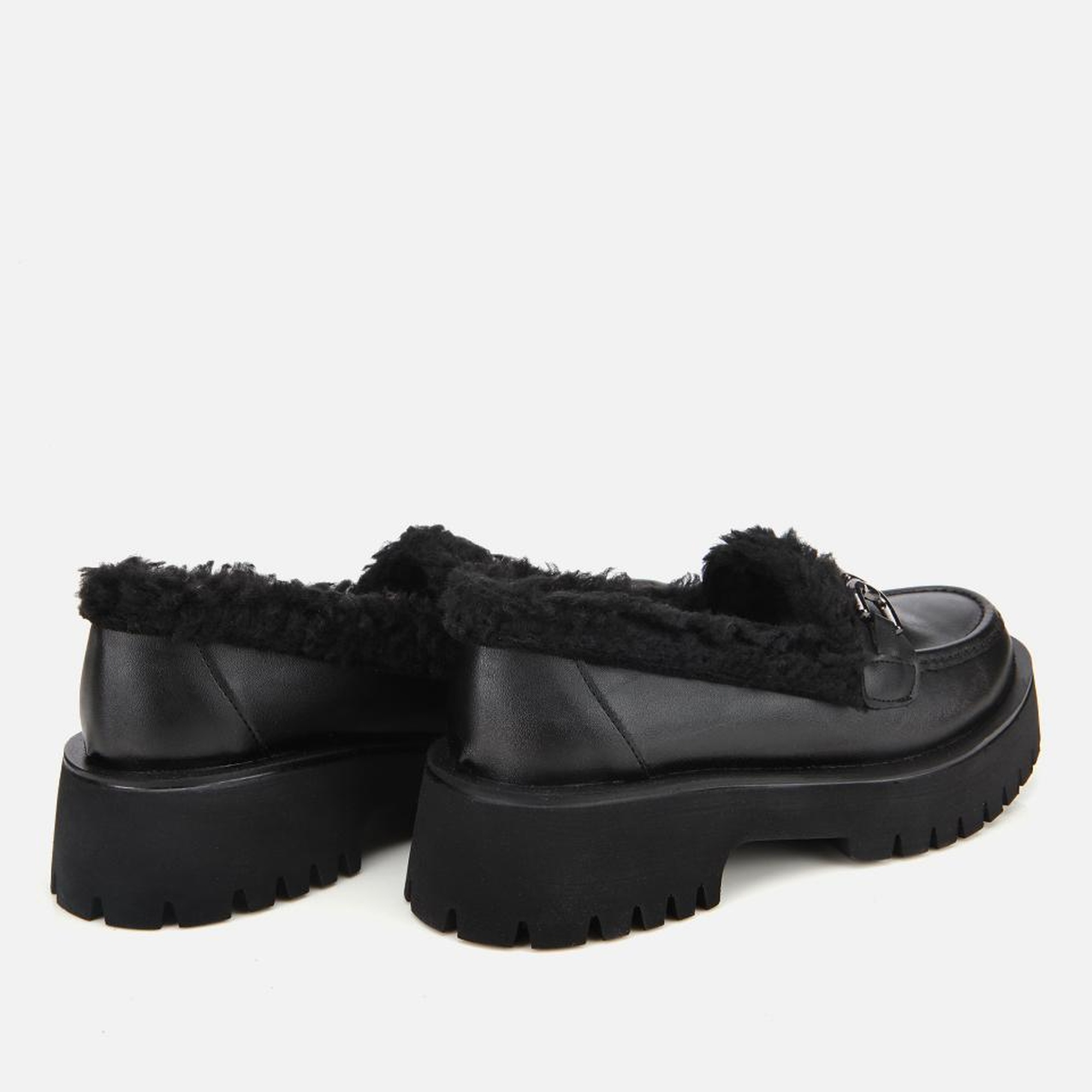 Kadın Siyah Kürklü Tokalı Kalın Tabanlı Günlük Loafer