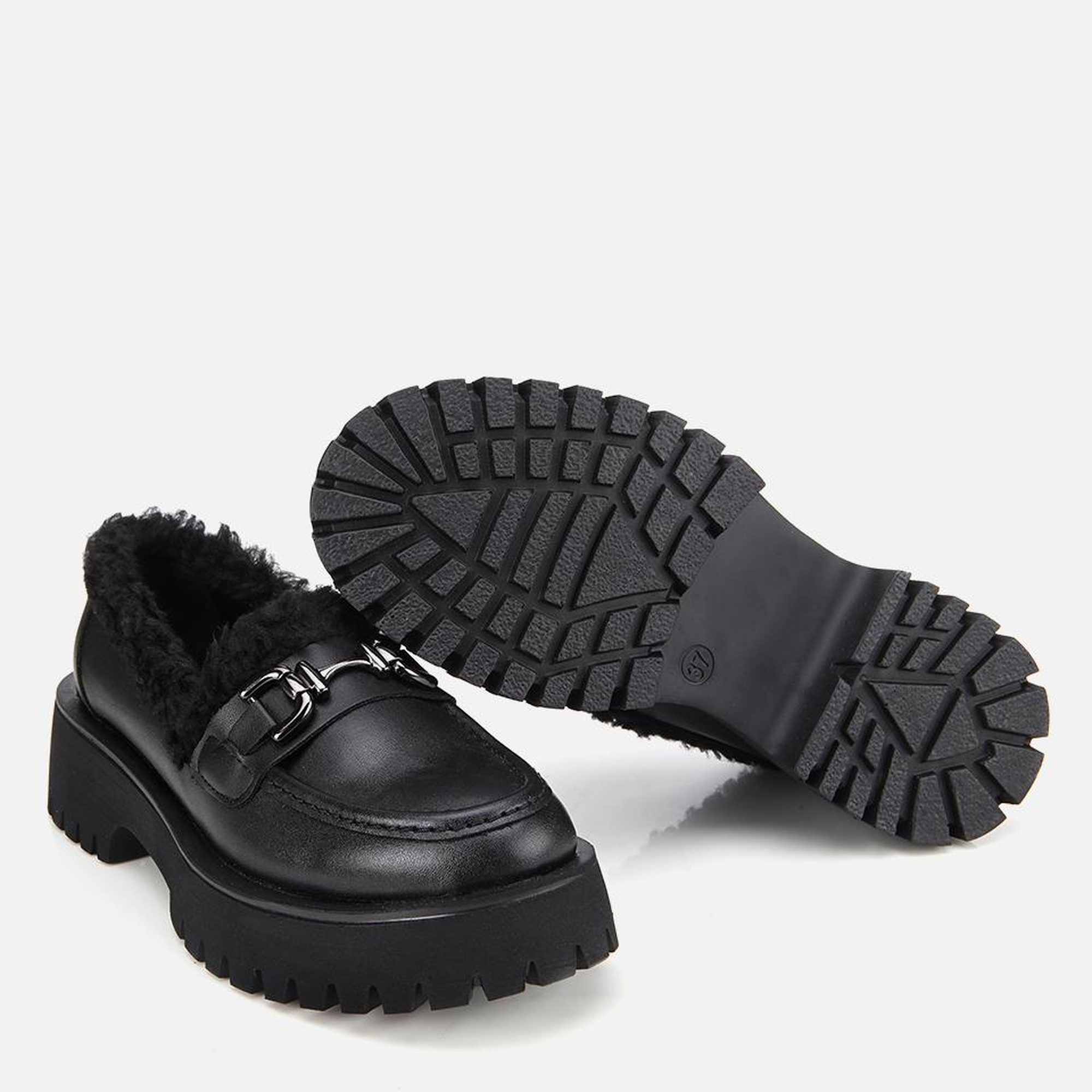 Kadın Siyah Kürklü Tokalı Kalın Tabanlı Günlük Loafer