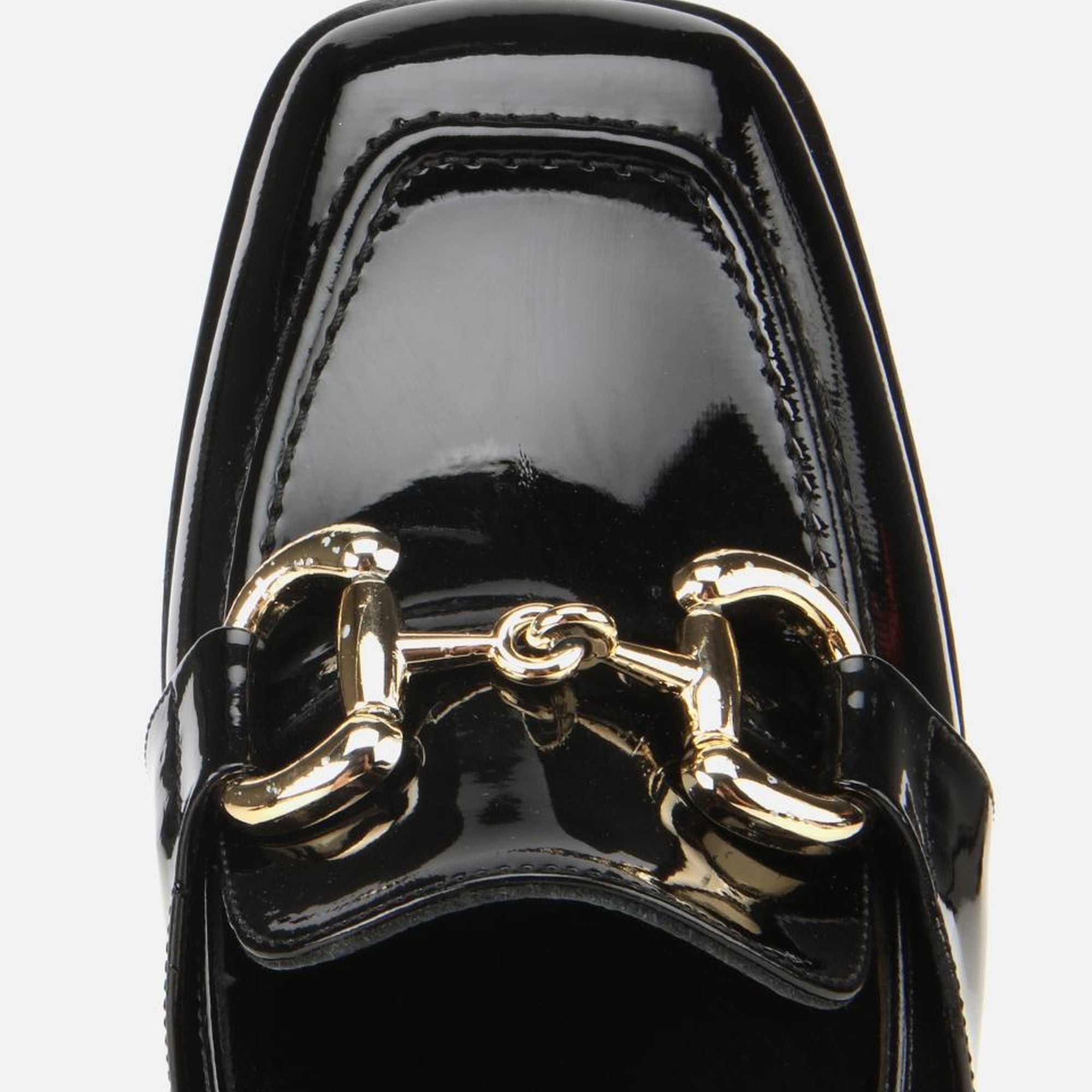 Kadın  Rugan Siyah Tokalı Kare Uçlu Topuklu Klasik Loafer