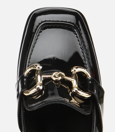  Kadın  Rugan Siyah Tokalı Kare Uçlu Topuklu Klasik Loafer