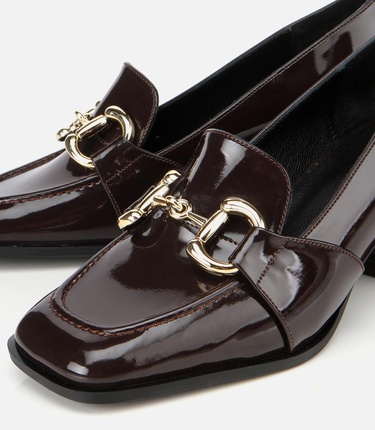  Kadın  Rugan Kahverengi Tokalı Kare Uçlu Topuklu Klasik Loafer