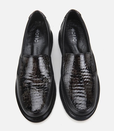  Kadın Deri Siyah Yılan Baskılı Dolgu Topuklu Günlük Loafer