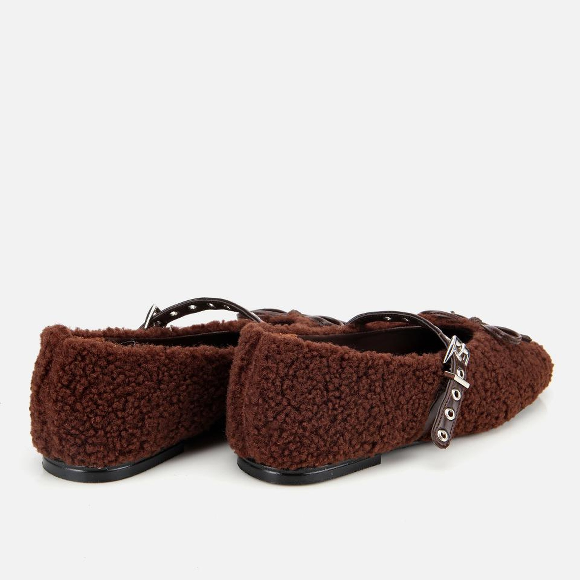 Kadın Kahverengi Peluş Kürklü Zımbalı Babet