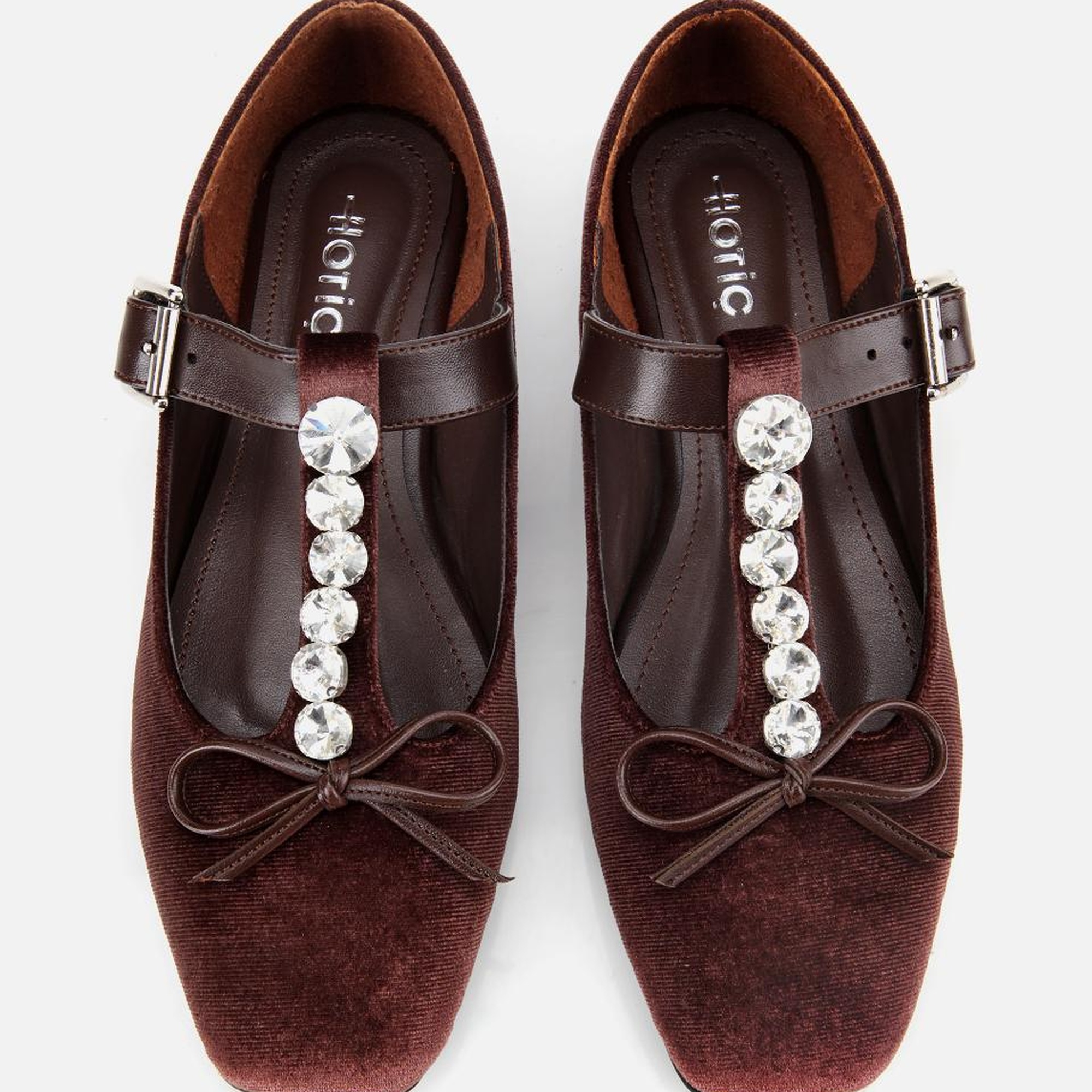 Kadın Kahverengi Kadife Taşlı Fiyonk Detaylı Babet