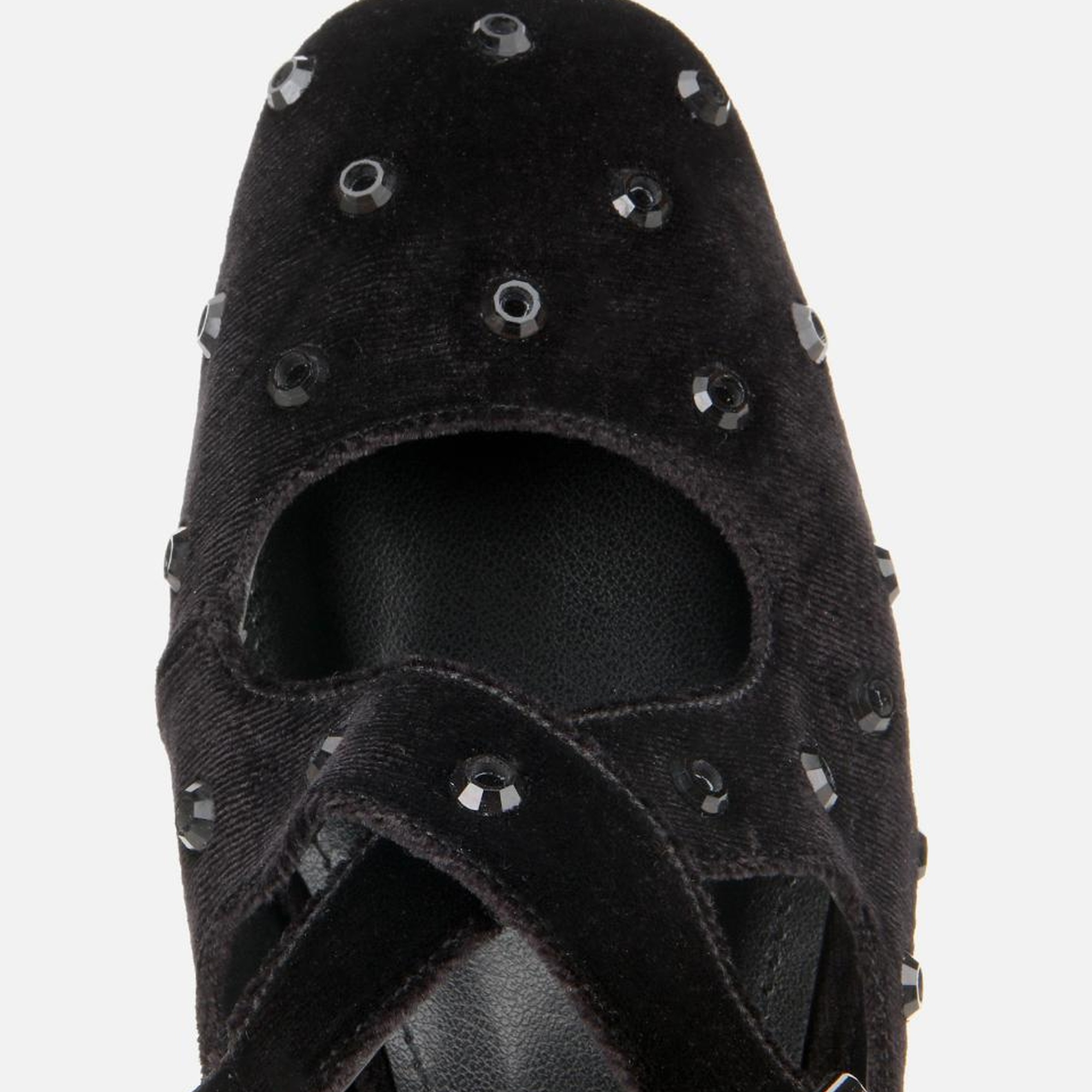 Kadın Siyah Kadife Taşlı Çapraz Bantlı Babet