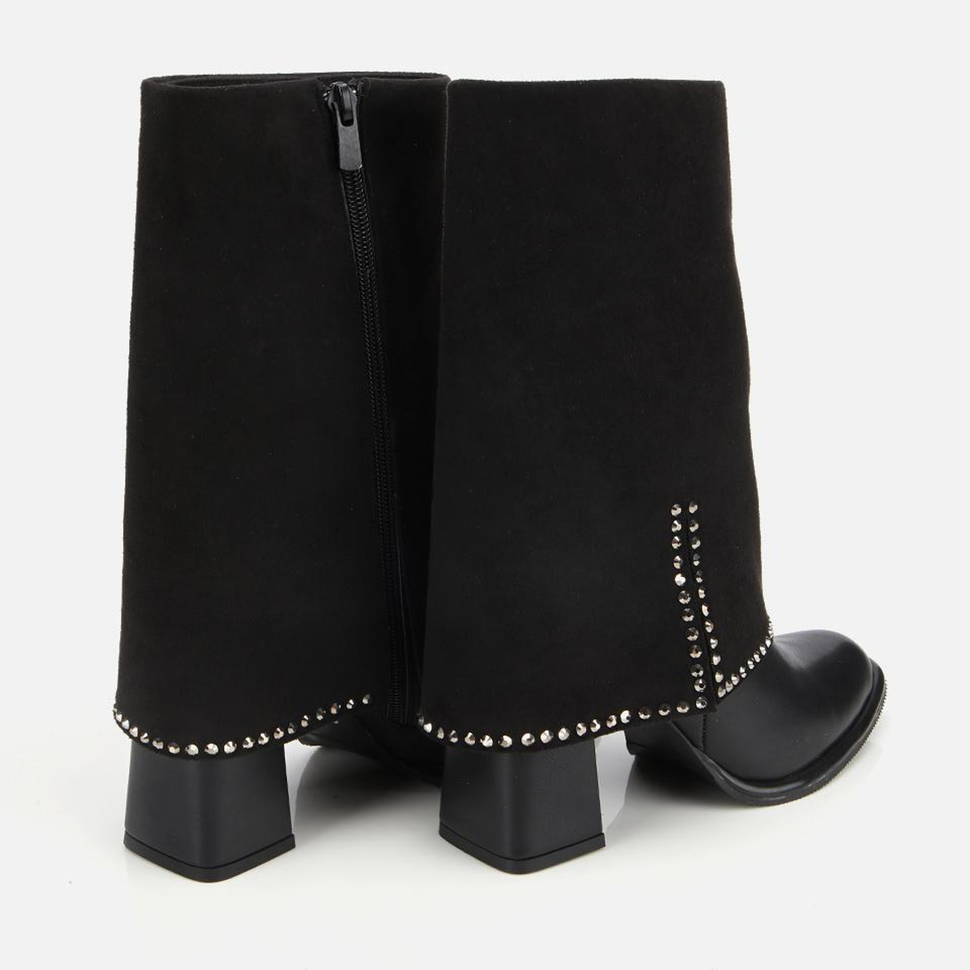 Kadın Siyah Pantolon Görünümlü Zımbalı Kalın Topuklu Bot