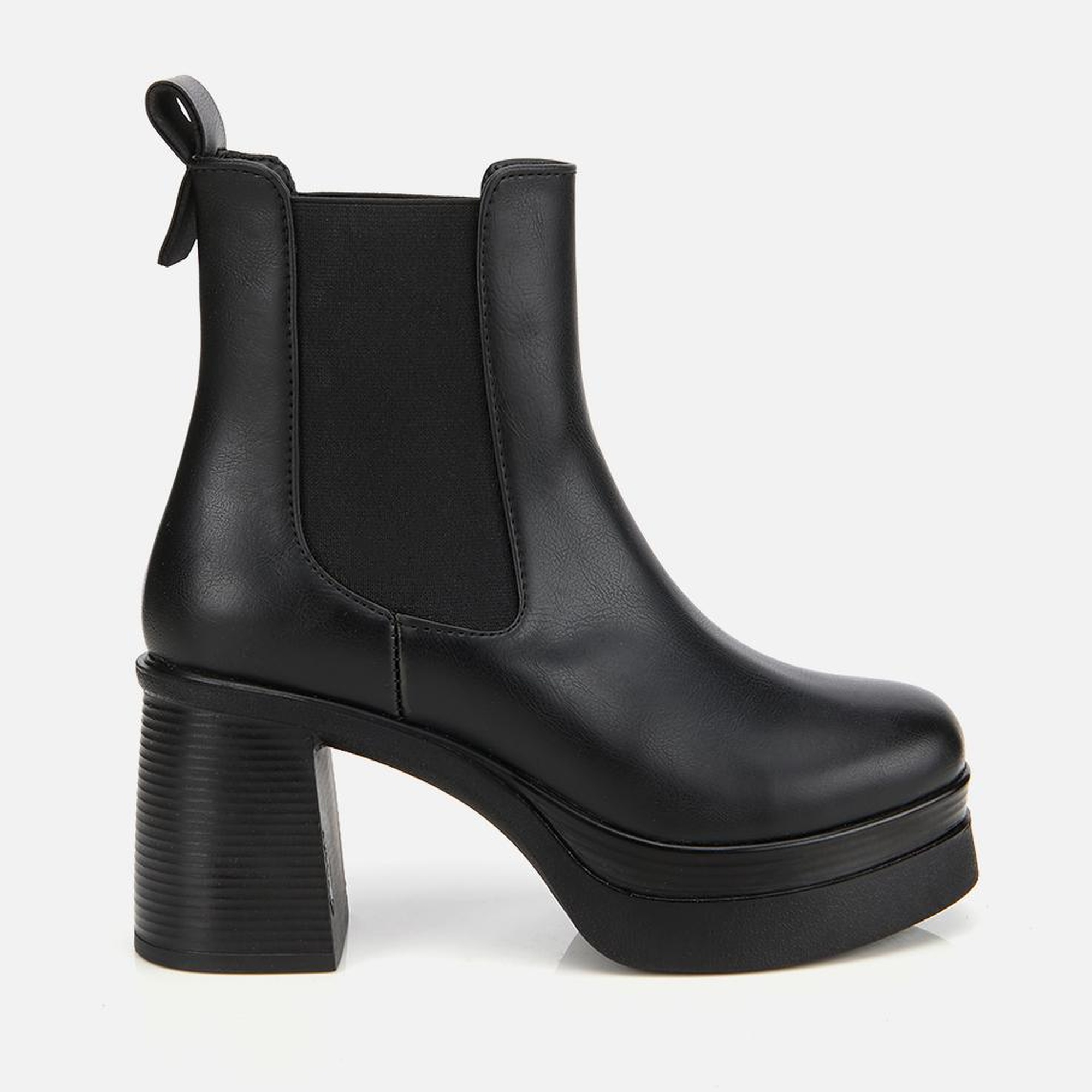 Kadın Siyah Lastik Detaylı Kalın Topuklu Bot